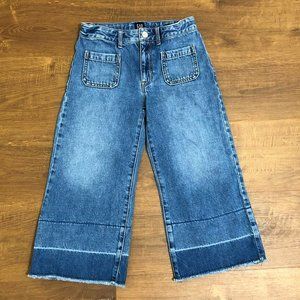 GAP High Rise Wide Leg Crop Raw Hem. Girls Size 10